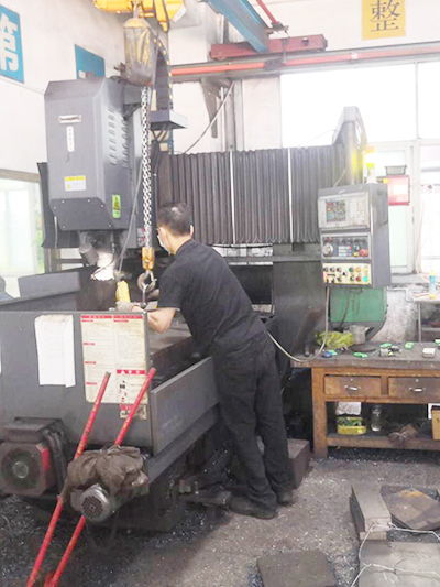 廠家生產(chǎn)設備